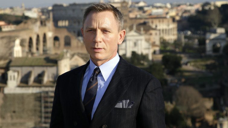 Daniel Craig - James Bond