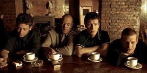 A Ravasz Az Agy Es Ket Fustolgo Puskacso Lock Stock Two Smoking Barrels 1998 Filmezzunk