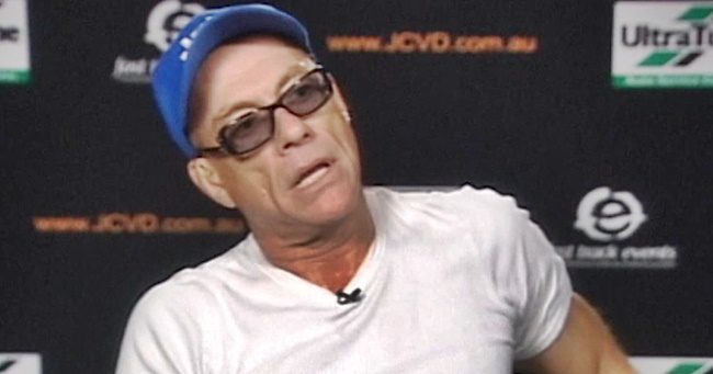 Botrány! Jean-Claude Van Damme durván kiborult, félbehagyta az interjút