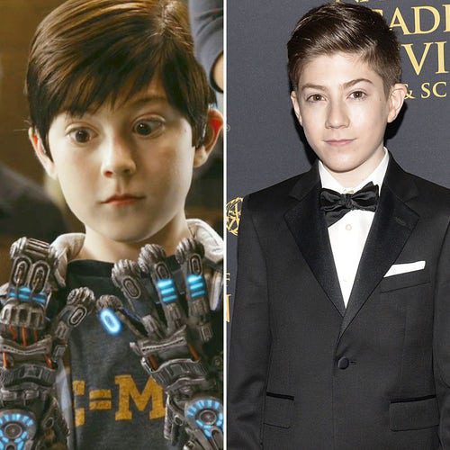 Mason Cook (Cecil Wilson)