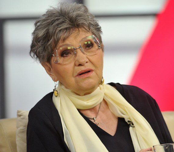 Pécsi Ildikó (egyik várvédő nő)