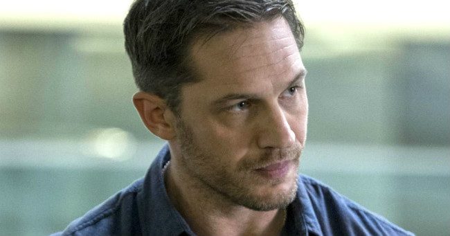 Így fest majd Tom Hardy Al Capone-ként, itt az első fotó