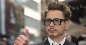 Robert Downey Jr. úgy döntött, meghívja kajálni az összes szuperhősnőt