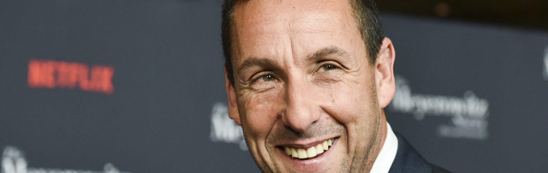 Hihetetlen, de Adam Sandler új filmje 100 százalékon áll a RottenTomatoes-on