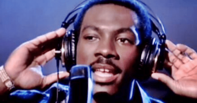 Tudta? Eddie Murphy nem csak zseniális színész, hanem hihetetlen jó énekes is