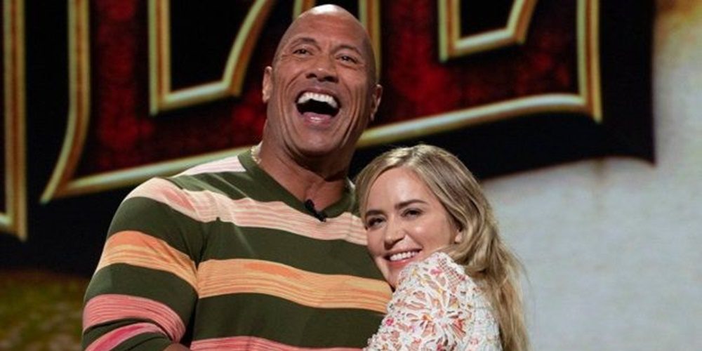 Dwayne Johnson és Emily Blunt szuperhősös filmet forgat!