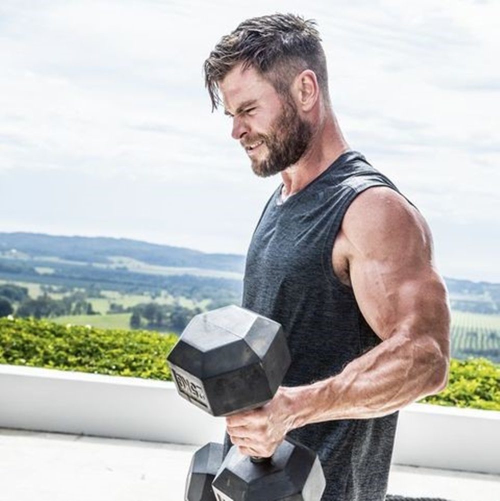 Chris Hemsworth dokumentumfilmet készít egy pankrátor életéről