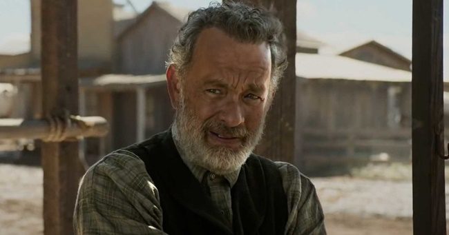 Magyar feliratos előzetest kapott Tom Hanks westernfilmje, A kapitány küldetése