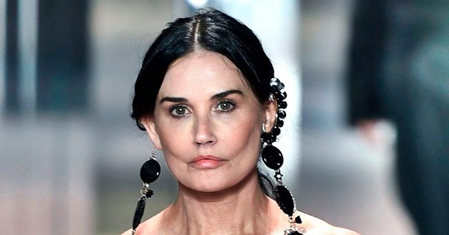 Demi Moore bájos arcát a plasztika teljesen tönkretette – 59 évesen így néz ki