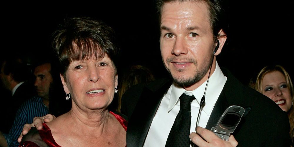 Tragédia: meghalt Mark Wahlberg édesanyukája