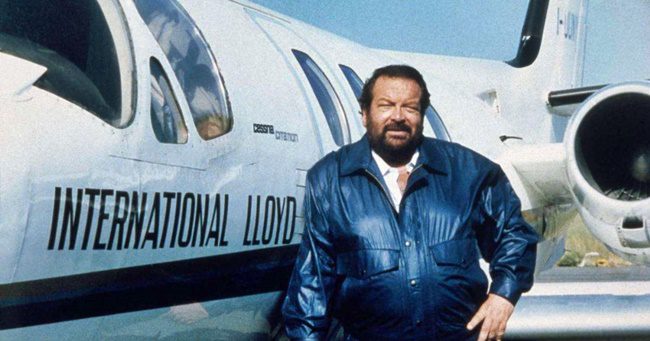 Tudta? Bud Spencer képzett gyakorló helikopter és repülőgép pilóta is volt