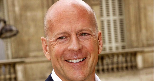 Bruce Willis ezért a csodálatos nőért rajong már 14 éve: Emma népszerű modell volt