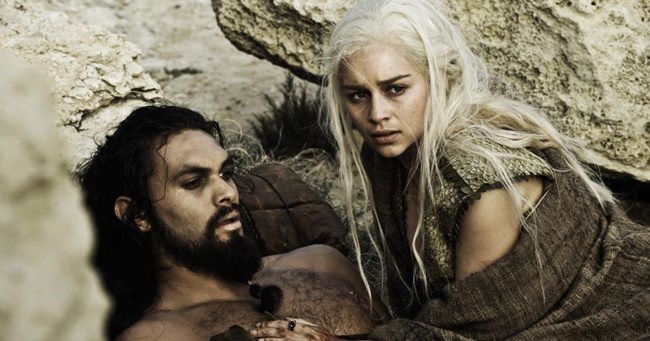 Újra összefutottak a Trónok harcából ismert Jason Momoa és Emilia Clarke