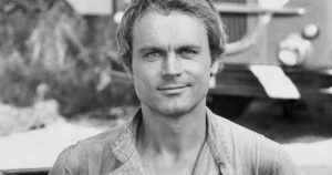Terence Hill 3 éves volt, amikor lebombázták az otthonát - Máig könnybe lábad a szeme, ha szóba jön