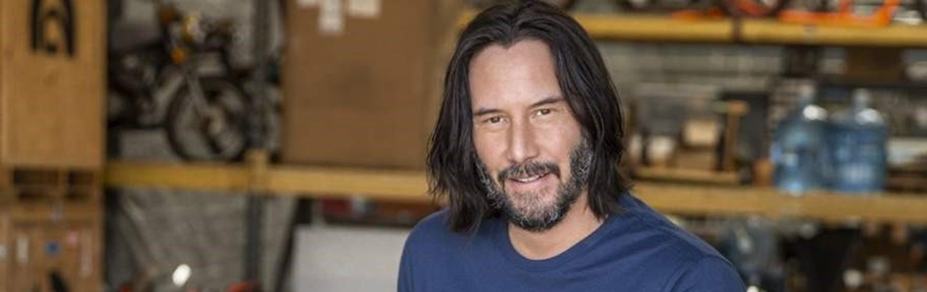 Ilyen Keanu Reeves, amikor boldog – megmutatjuk szépséges barátnőjét