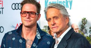 Hihetetlen, hogy kigyúrta magát Michael Douglas 43 éves fia! Így néz ki ma Cameron