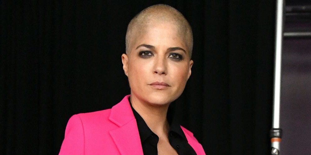 Szomorú bejelentést tett Selma Blair: gyógyíthatatlan betegséggel küzd a színésznő