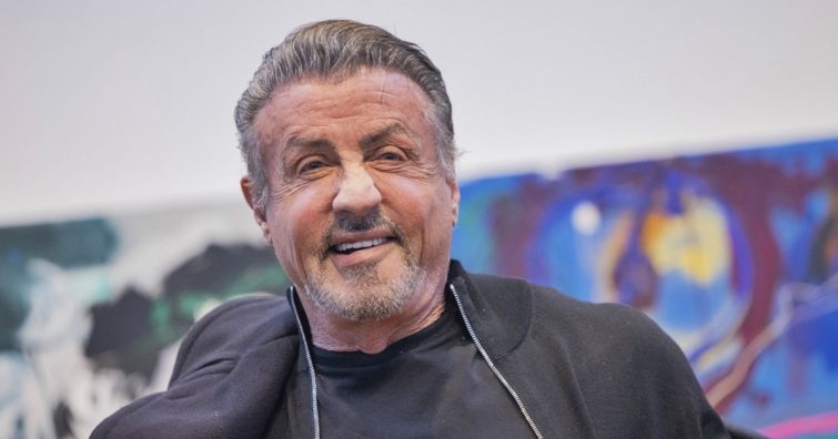 Sylvester Stallone felesége és három lánya egy képen: az akciósztárnak ilyen szép családja van