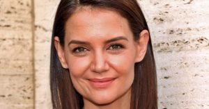 Ő Katie Holmes testőre - ilyen vonzó férfi vigyáz a színésznő testi épségére