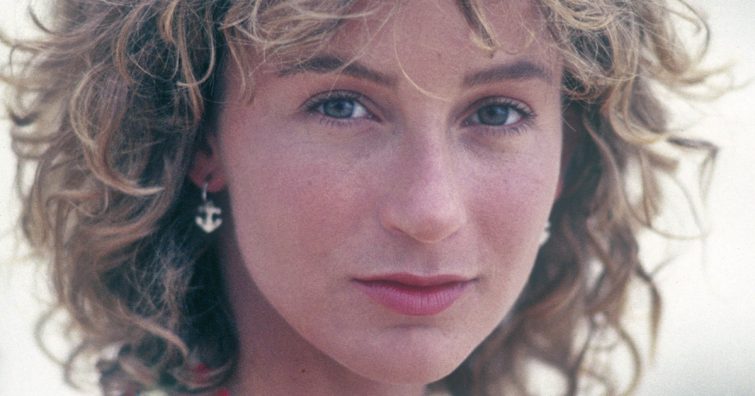 A 62 éves Jennifer Grey mára teljesen felismerhetetlenné vált