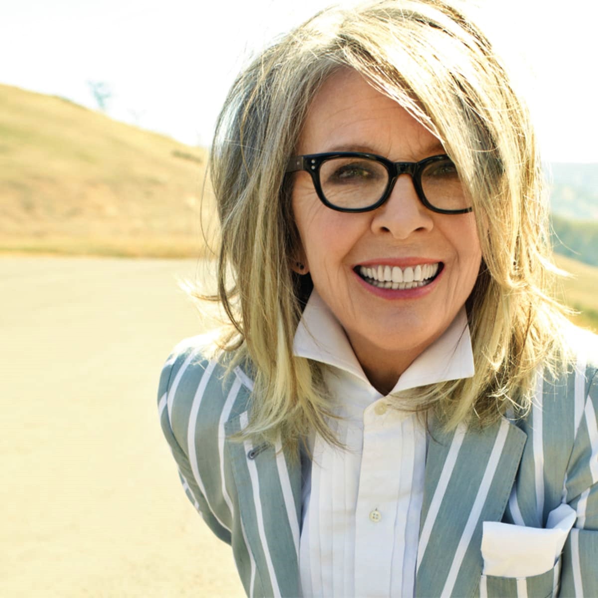 Le a kalappal! Diane Keaton 76 évesen is bomba formában van