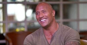 Garantáltan megolvad a szíved, ha meghallod Dwayne Johnson-t, ahogy énekel