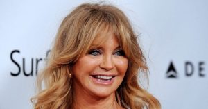 Goldie Hawn idősebbik fia igazi szívtipró: friss fotókon a 45 éves Oliver