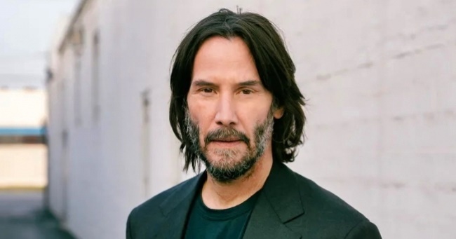 Ő Keanu Reeves ritkán látható barátnője: a 49 éves Alexandra igazán bájos