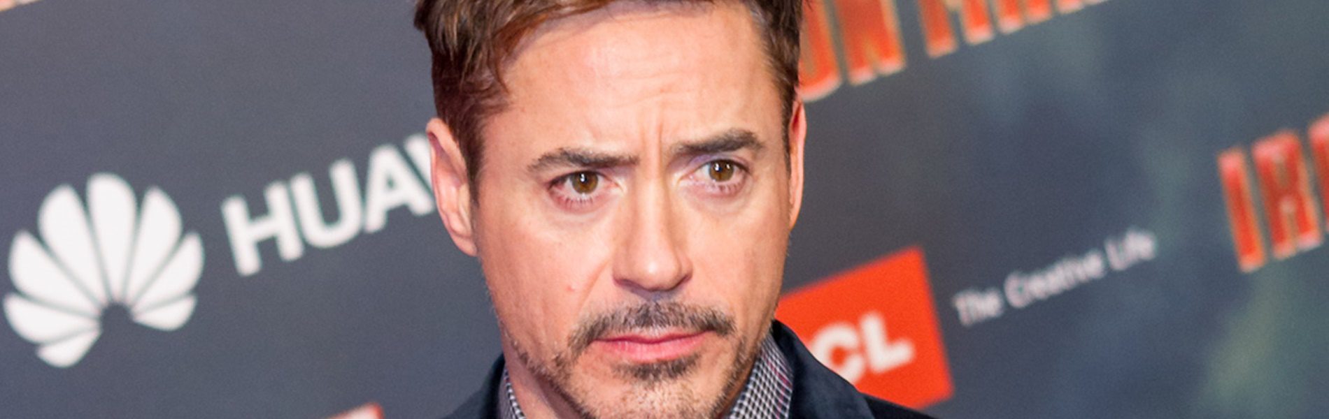 Robert Downey Jr. felesége igazi bombázó – Már 17 éve bolondul gyönyörű feleségéért