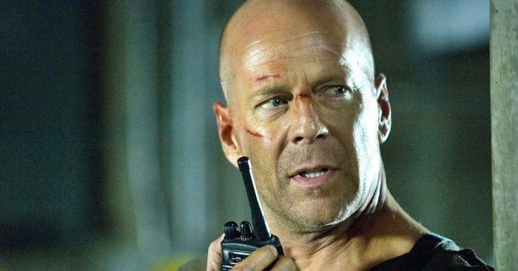 Ő Bruce Willis magyar szinkronhangja!