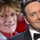 Kevin Spacey bátyja elárulta, hogy az apjuk szexuálisan bántalmazta a fiaikat