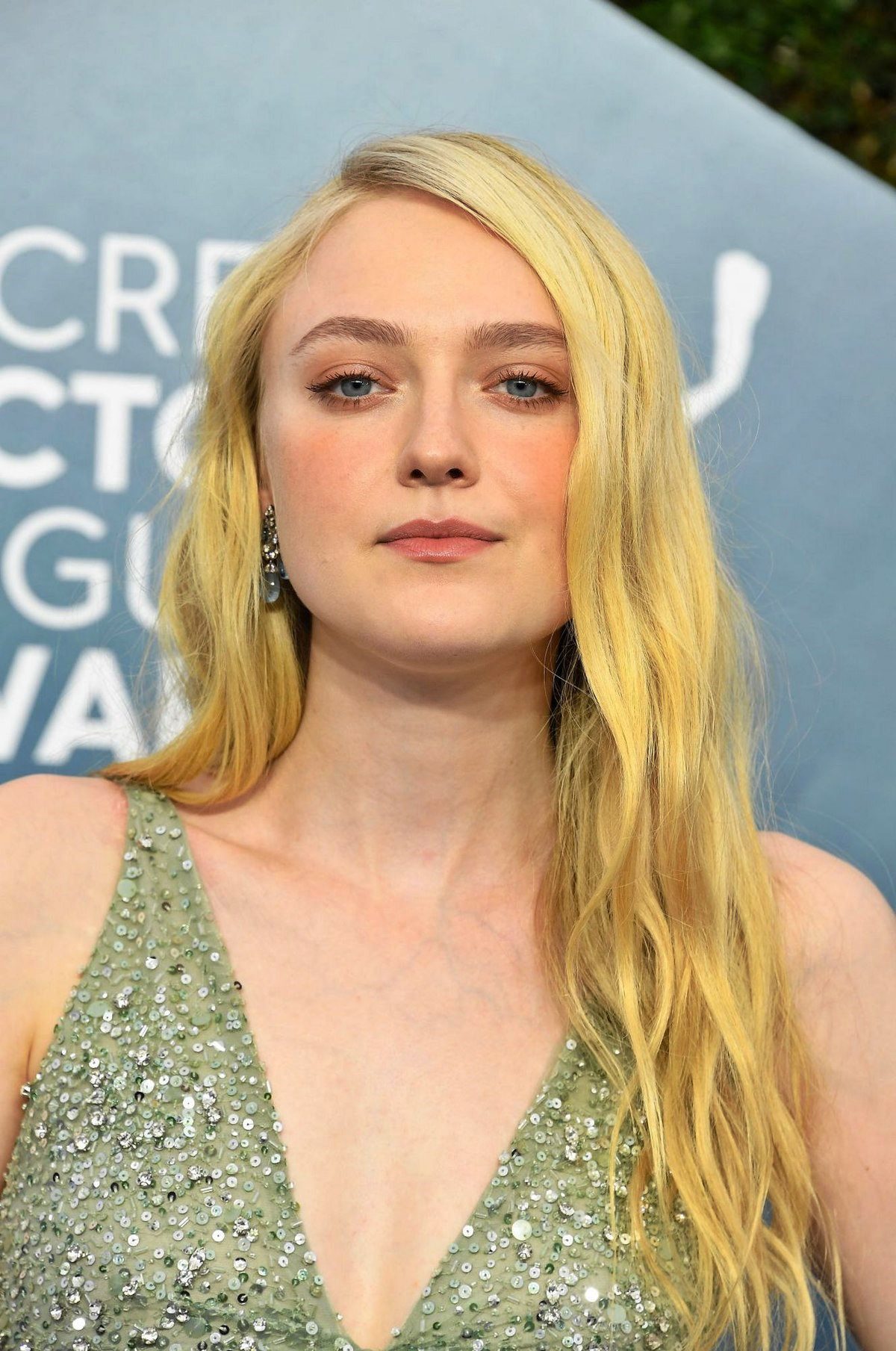 Ő volt a kislány, aki majd minden filmben láthattál gyerekszínészként - Dakota Fanning 28 évesen is tündököl