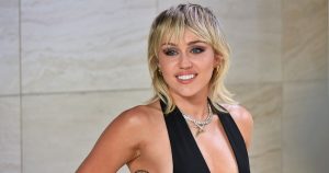 Így nézett ki régen Miley Cyrus, jóval az orvosi beavatkozások előtt