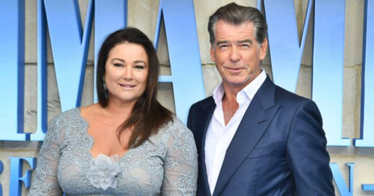 Le a kalappal! Pierce Brosnan sokat kritizált felesége több, mint 45 kilótól szabadult meg