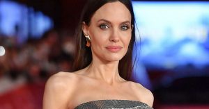 „Nem szeretnék újra fiatal lenni” - Angelina Jolie