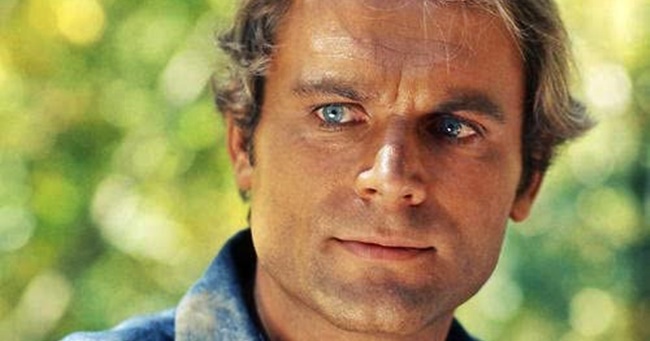 Terence Hill friss fotókon: a színészlegenda 83 évesen is remekül néz ki