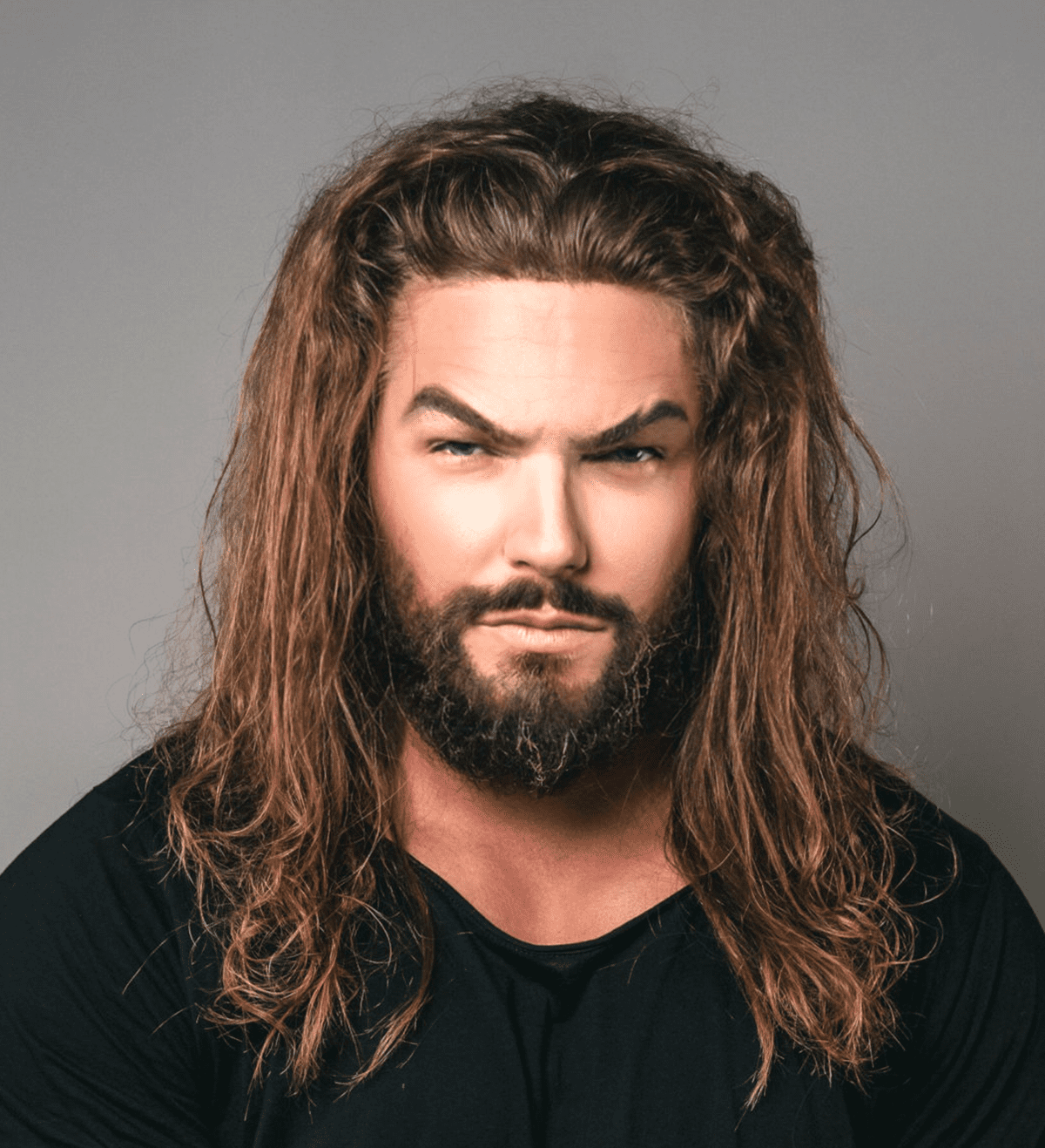 Ő az a magyar srác, aki teljesen úgy néz ki, mint Jason Momoa - Megyeri Balázs