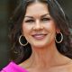 Szomorú bejelentést tett Catherine Zeta-Jones: súlyos betegséggel küzd a híres színésznő