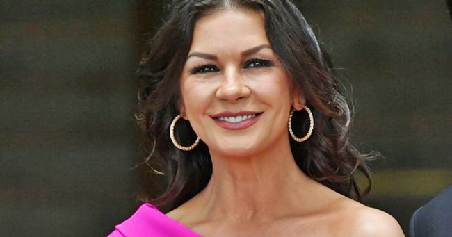 Szomorú bejelentést tett Catherine Zeta-Jones: súlyos betegséggel küzd a híres színésznő