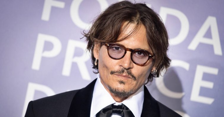 Johnny Depp sok év kihagyás után egy francia uralkodót kelt életre a vásznon - Így fog kinézni XV. Lajos szerepében!