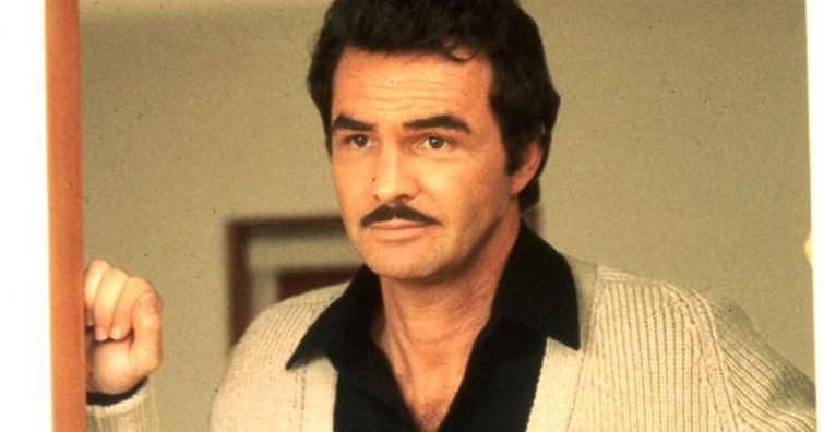 Burt Reynolds-t élete utolsó éveiben már fel sem lehetett ismerni a sok plasztikai beavatkozástól