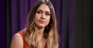 Jessica Alba kitálalt: "Még szűz voltam, így még csak nem is tudtam, hogyan tűnjek szexinek"