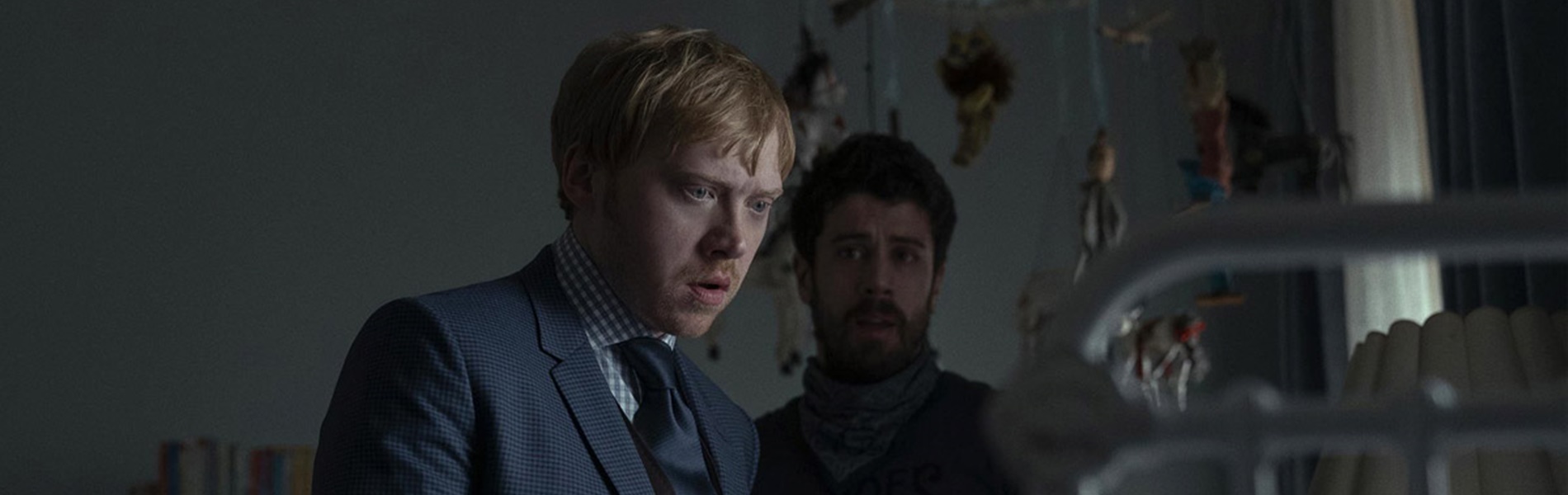 Magyar nyelvű előzetest kapott M. Night Shyamalan új horrorfilmje, a Kopogás a kunyhóban!