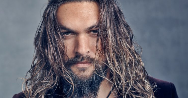 Nem hiszünk a szemünknek: Jason Momoa megvált a hosszú tincseitől