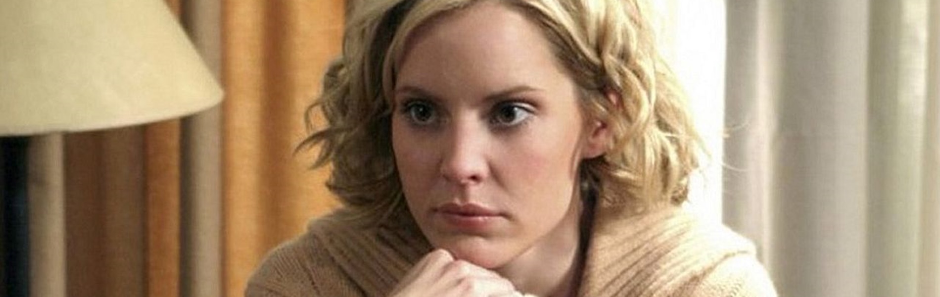 Súlyos, gyógyíthatatlan betegséggel küzd Emma Caulfield, a Buffy, a vámpírok réme sztárja