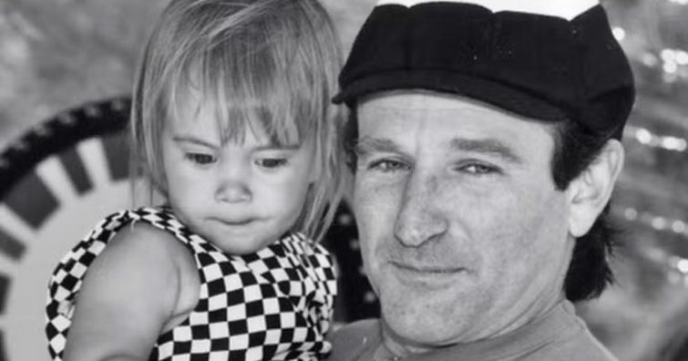 Már 9 éve, hogy elhunyt Robin Williams – Lánya így emlékezett meg róla