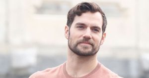 Így néz ki Henry Cavill testvére, akivel megszólalásig hasonlítanak egymásra