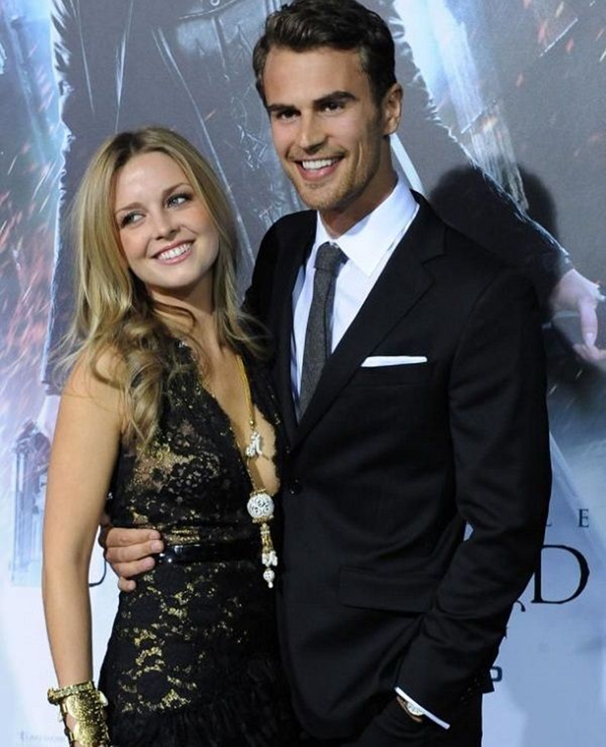 Theo James érdekességek