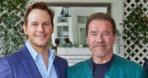 Kínosan vicces helyzetbe hozta Chris Prattet a színészlegenda, Arnold Schwarzenegger