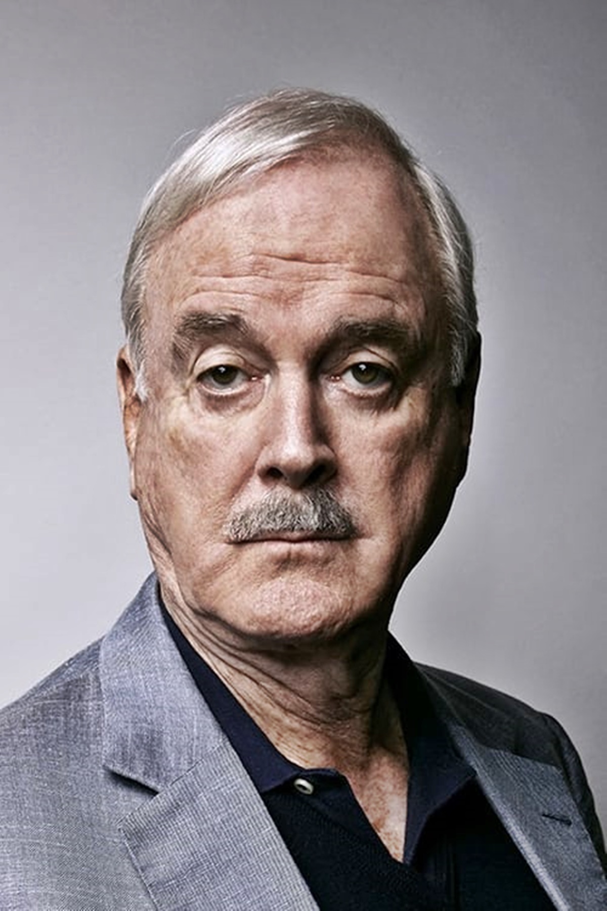 Már 83 éves a Waczak Szálló humoros Basilje! John Cleese nagyon jól tartja magát a mai napig